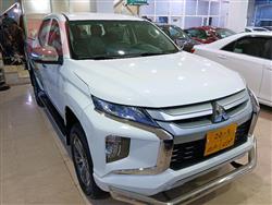 میتسوبیشی L200